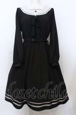 画像1: axes femme POETIQUE / ウサギ刺繍セーラーワンピース【多屋来夢コラボ】  クロ O-25-06-21-021-AX-OP-IG-OS