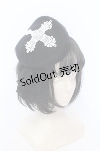 Moi-meme-Moitie / 十字架アップリケトークハット  ブラック×ホワイト O-25-06-22-015-MO-AC-OW-ZT305