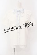axes femme POETIQUE / バタフライ刺繍襟半袖ブラウス M キナリ×サックス O-25-06-23-053-AX-BL-OW-OS
