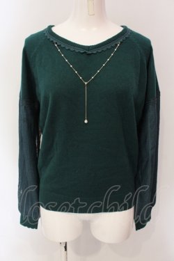 画像1: axes femme / 袖レース切り替えチャーム付きニットソー M グリーン O-25-06-23-098-AX-TO-YM-OS
