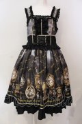 metamorphose / 【プラスサイズ】Clock Forest Night フリルジャンパースカート 2 グレイッシュナイト O-25-06-23-012-ME-OP-OW-OS