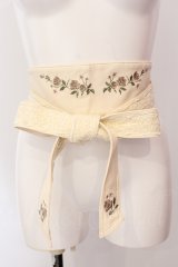 axes femme / 薔薇刺繍サッシュベルト  キナリ O-25-06-24-019-AX-ZA-OW-OS