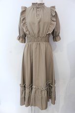 画像1: m petit by misako / NINA'SコラボAMハイショクメローワンピース S ベージュ O-25-06-26-055-LO-OP-OW-ZT100 (1)