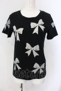 Jane Marple Dans Le Salon / リボンwithリボンのTシャツ M クロ O-25-06-26-080-JM-TO-OW-OS