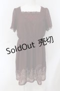axes femme / 裾パネルプリントワンピース M ワイン O-25-06-28-047-AX-OP-OW-OS