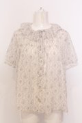 axes femme / ギャザーデザイン半袖ブラウス M アイボリー O-25-06-30-037-AX-BL-IG-OS
