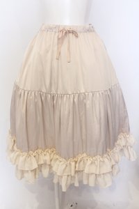 axes femme kawaii / ミディフリルペチスカート M 生成り O-25-06-30-051-AX-SK-IG-OS