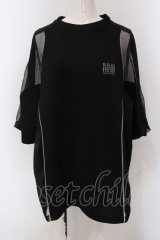 ililil / 透けてるお肌のめっしゅTシャツ  ブラック O-25-06-30-118-PU-TO-IG-ZY