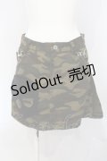 PEACE NOW / カモフラージュラップ付きミニスカート  カーキグリーン O-25-07-05-049-PU-SK-IG-OS