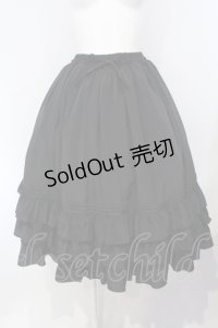 metamorphose / ピンタックフリルスカート(ミディアム丈)  クロ O-25-07-05-013-ME-SK-IG-OS