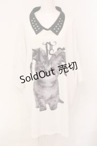 TRAVAS TOKYO / 安全ピン衿付きラウンドビッグネコTシャツ F ホワイト×ブラック O-25-07-07-069-PU-TO-OW-ZY