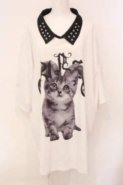 画像1: TRAVAS TOKYO / 安全ピン衿付きラウンドビッグネコTシャツ F ホワイト×ブラック O-25-07-07-069-PU-TO-OW-OS