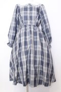 m petit by misako / サンリオコラボ チェックワンピース L シナモロール（ブルー） O-25-07-11-032-LO-OP-OW-OS