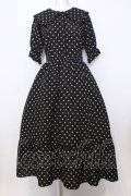 m petit by misako / 梨地水玉半袖ワンピース L クロ O-25-07-11-035-LO-OP-OW-OS
