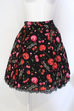 画像1: metamorphose / Vintage Cherry リボン付プリーツスカート（ロイヤルテデシン）  クロ O-25-07-12-005-ME-SK-IG-OS