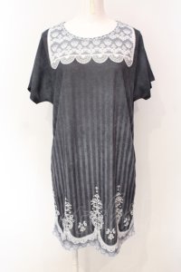 abilletage / トロンプルイユTシャツワンピース(アンティークストライプ)  ブラック O-25-07-12-064-GO-OP-OW-OS