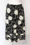画像1: KANEKO ISAO / カメリア総柄スカート  クロ O-25-07-15-068-EL-SK-OW-ZT021 (1)
