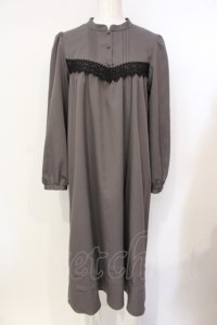 axes femme / ヨーク切替ワンピース  グレー O-25-07-15-090-AX-OP-IG-OS