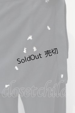 画像2: INGEBORG / うさぎ刺繍エプロン付きパンツ  ブラック O-25-07-17-006-LO-PA-IG-ZT015