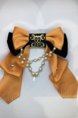 Enchantlic Enchantilly / ロゴ刺繍パールリボンブローチ  オレンジ×クロ O-25-07-17-1015-LO-ZA-IG-ZT0803N
