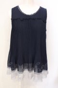 axes femme / プリーツシフォンノースリーブトップス M ネイビー O-25-07-17-091-AX-TO-IG-OS
