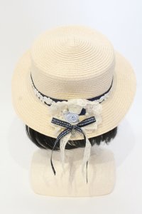 axes femme / 巻き薔薇ブローチカンカン帽  ナチュラル×ブルー O-25-07-17-122-AX-AC-IG-ZT-K011