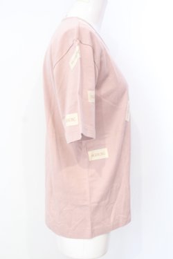 画像2: INGEBORG / ロゴパッチTシャツ S ピンク O-25-07-17-016-LO-TS-IG-OS