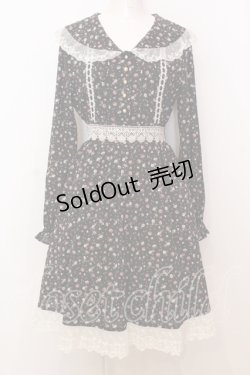 画像1: Honey Cinnamon / はしごレース配色花柄ワンピース F クロ O-25-07-18-020-LO-OP-OW-OS