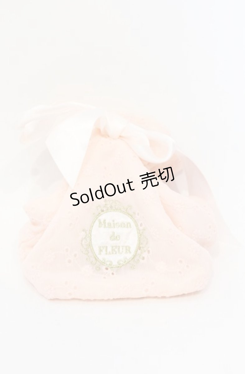 画像1: Maison de FLEUR / -POPUP限定フラワー刺繍ビックリボンポーチ  ピンク O-25-07-19-074-LO-ZA-IG-ZT271 (1)
