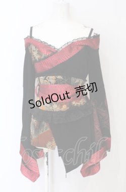 画像1: Qutie Frash / コルセット付きちりめん切り替えオフショルカーディガン  ブラックｘレッド O-25-07-21-001-QU-TO-YM-OS