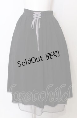 画像1: axes femme POETIQUE / リボン花柄バックフリルスカート  クロ O-25-07-23-053-AX-SK-IG-OS