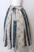 axes femme / オーナメント×花柄切替スカート  オフ×グリーン O-25-07-23-058-AX-SK-IG-OS