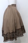 画像2: axes femme / 薔薇刺繍バイカラースカート  ブラウン O-25-07-23-062-AX-SK-IG-ZT508 (2)