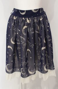 Fi.n.t / MOONプリントスカート  ネイビー×アイボリー O-25-07-24-062-CA-SK-IG-ZT133