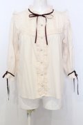 axes femme POETIQUE / フリルボリューム袖ブラウス M キナリ O-25-07-25-006-AX-BL-OW-OS