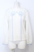 LIZ LISA / ハートリースリボン刺繍トップス M シロ×サックス O-25-07-25-017-LO-TO-OW-OS