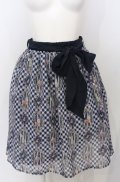 axes femme POETIQUE / フラワーフレームギンガムスカート M ネイビー O-25-07-25-027-AX-SK-OW-OS
