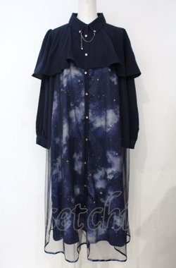 画像1: axes femme / テレスコーププリントケープ風ワンピース  ネイビー O-25-07-26-032-AX-OP-IG-OS