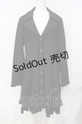 axes femme / 薔薇ボタントレンチコート m クロ O-25-07-26-078-AX-CO-IG-OS