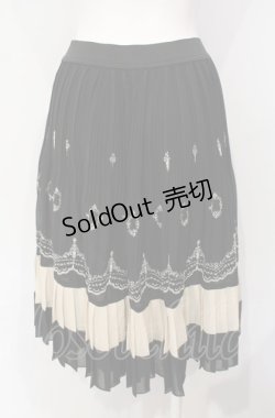 画像2: axes femme / パネル刺しゅうプリーツスカート  クロ×アイボリー O-25-07-26-079-AX-SK-IG-ZT507