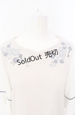 画像2: axes femme / 鍵×本刺繍チューリップ袖プルオーバー  ベージュ O-25-07-26-093-AX-TO-IG-OS