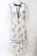 axes femme / フラワーレースワンピース F ブルー O-25-07-26-113-AX-OP-OW-OS