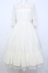 Melody BasKet / Confisiereワンピース M アイボリー O-25-07-27-033-LO-OP-OW-OS