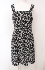 画像1: Fi.n.t / フロント釦マーガレット柄ワンピース  クロ O-25-07-28-074-CA-OP-IG-ZT042 (1)