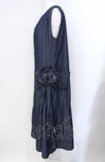 画像2: INGEBORG / 花モチーフデニム調ジャンパースカート 11号 インディゴ O-25-07-29-007-LO-OP-OW-ZI (2)