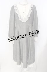 axes femme / ブローチ付ブロッキングワンピース M グレー O-25-07-29-044-AX-OP-IG-OS