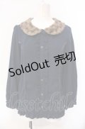 axes femme / ファーカラーブラウス  ネイビー O-25-07-29-061-AX-BL-IG-OS