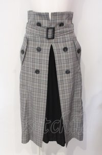 axes femme / ベルト付チェック柄プリーツ切替スカート  グレー×クロ O-25-07-29-075-AX-SK-IG-ZT060