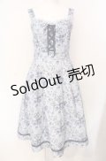 axes femme / ロマンティックローズ柄ジャンパースカート  サックス O-25-07-29-033-AX-OP-IG-OS