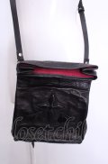 zerone-ゼローネ- / 十字架と羽ショルダーバッグ  ブラック O-25-07-31-1005-PU-BG-OW-OS
